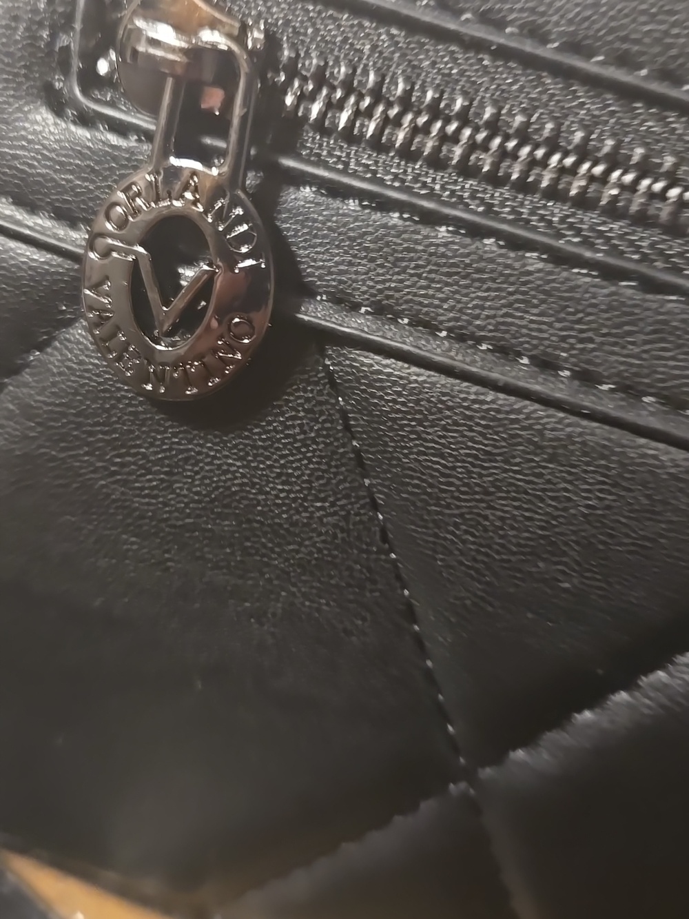 Valentino Orlandi Black Quilted Leather Crossbody with V Logo Retail 279.00 NWT - Picture 8 of 9